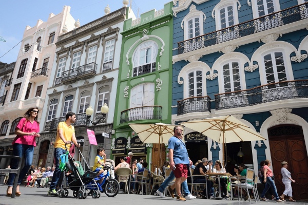 Las Palmas de Gran Canaria: atractivo destino de compras conviven tradición y vanguardia